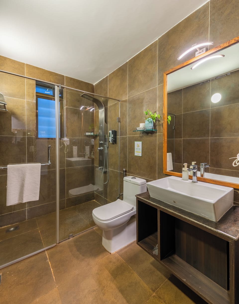 Free toiletries, hair dryer, slippers