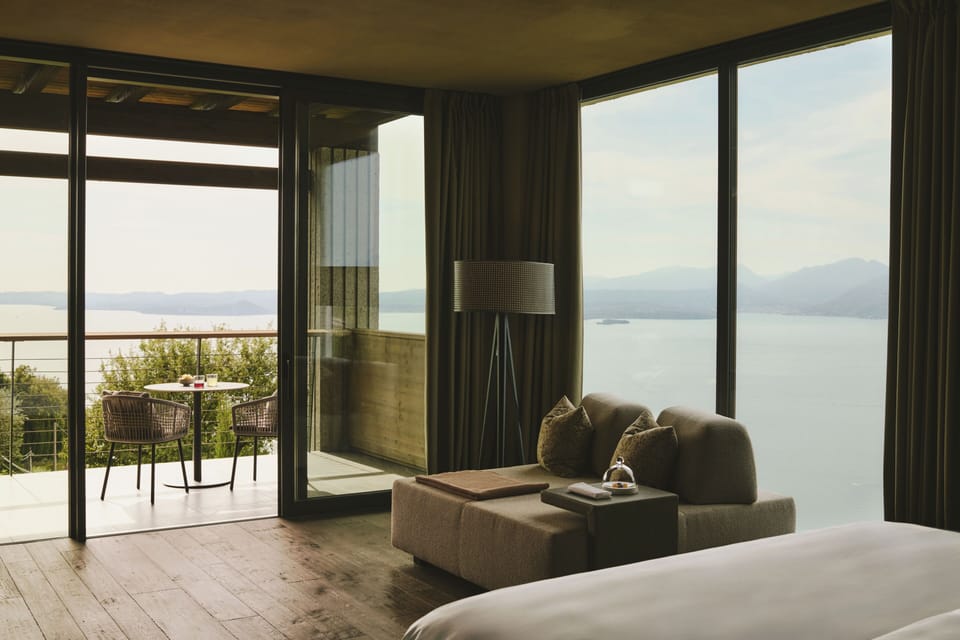 Deluxe Suite, Private Pool, Lake View | Premium bedding, down comforters, minibar, in-room safe