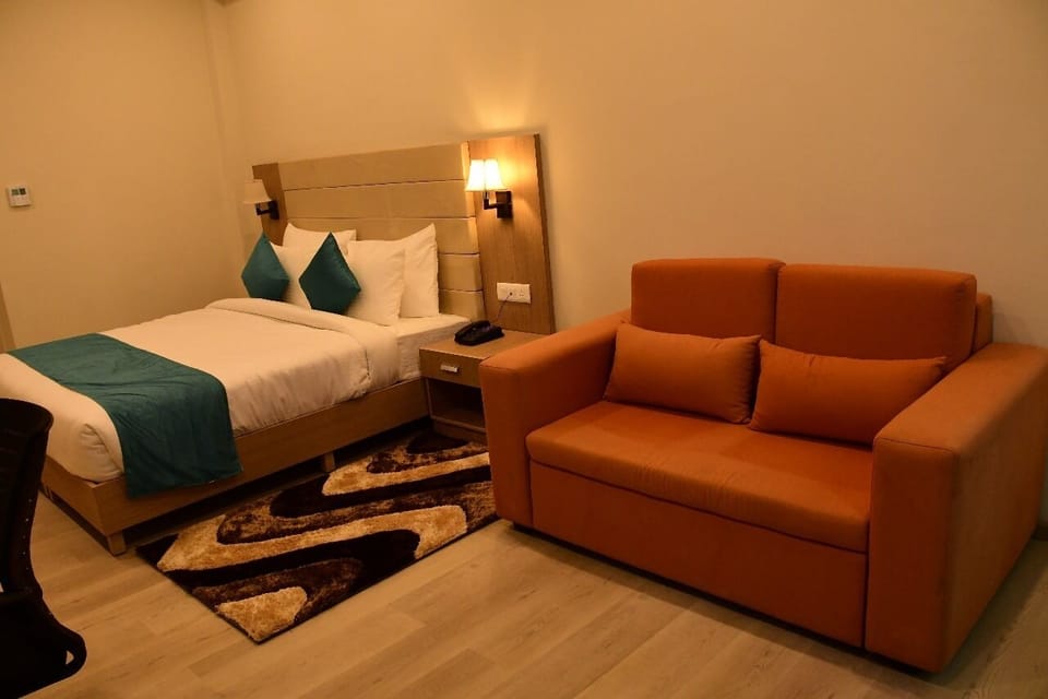 Premium Room | 1 bedroom, in-room safe, free WiFi