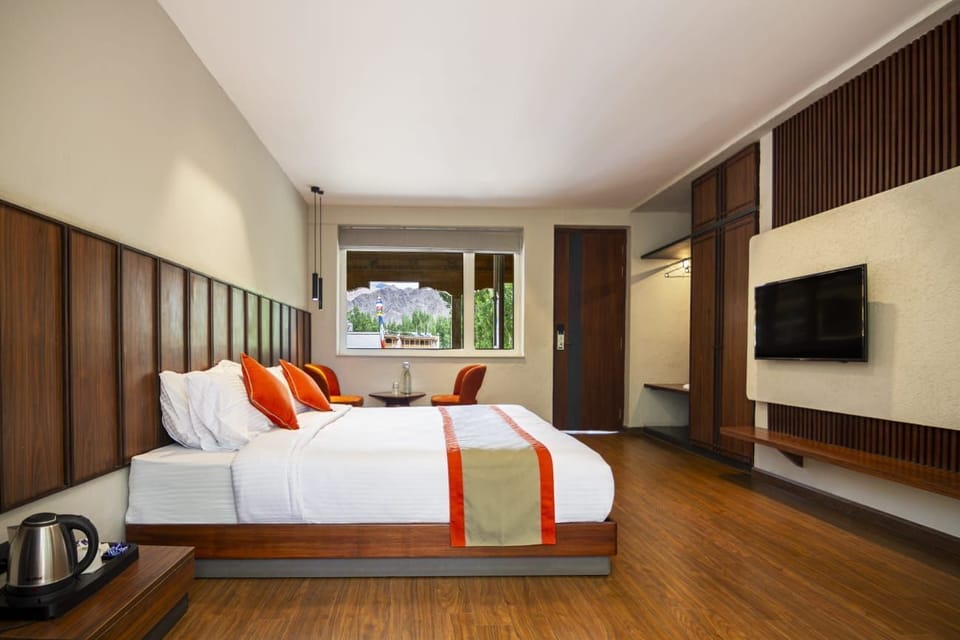 Executive Room | Laptop workspace, WiFi (free)