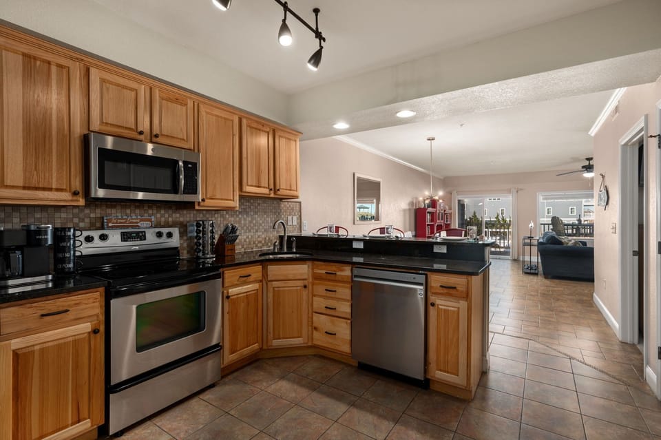 Fully Stocked Kitchen
