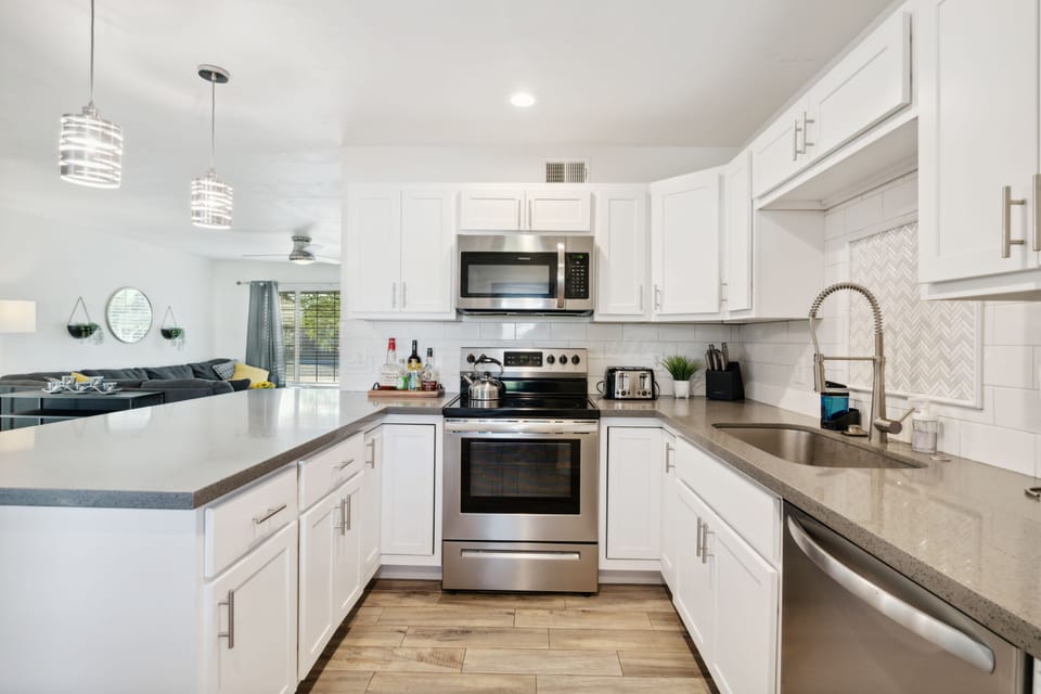 Well-equipped kitchen