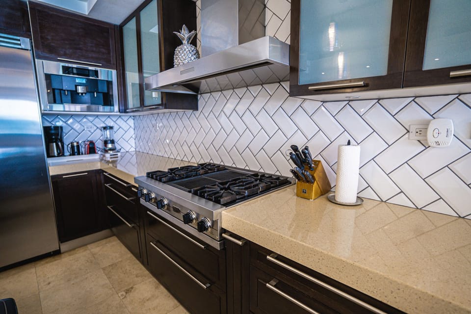 Kitchen (2)