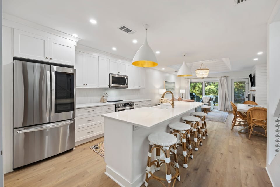 Recently renovated with all new kitchen, bathrooms, flooring and more!