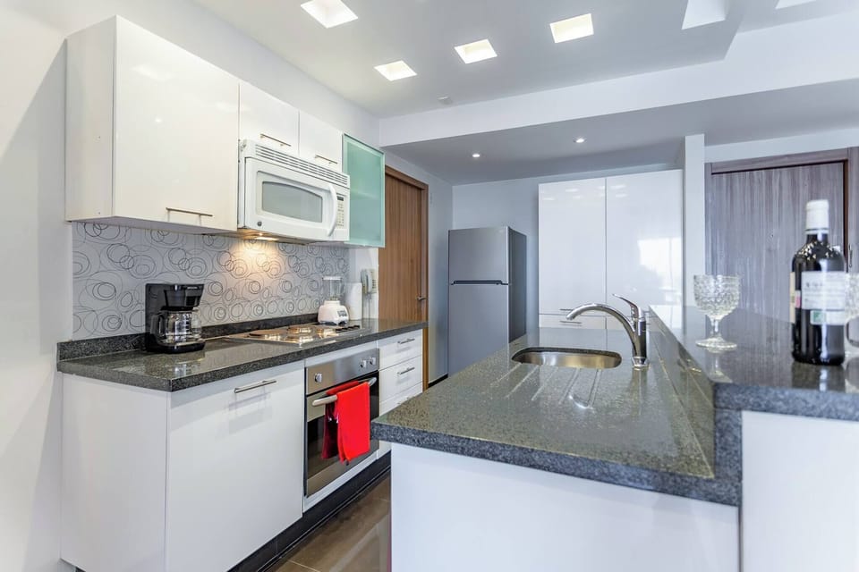 Apartment, 2 Bedrooms, Terrace, City View | Private kitchen