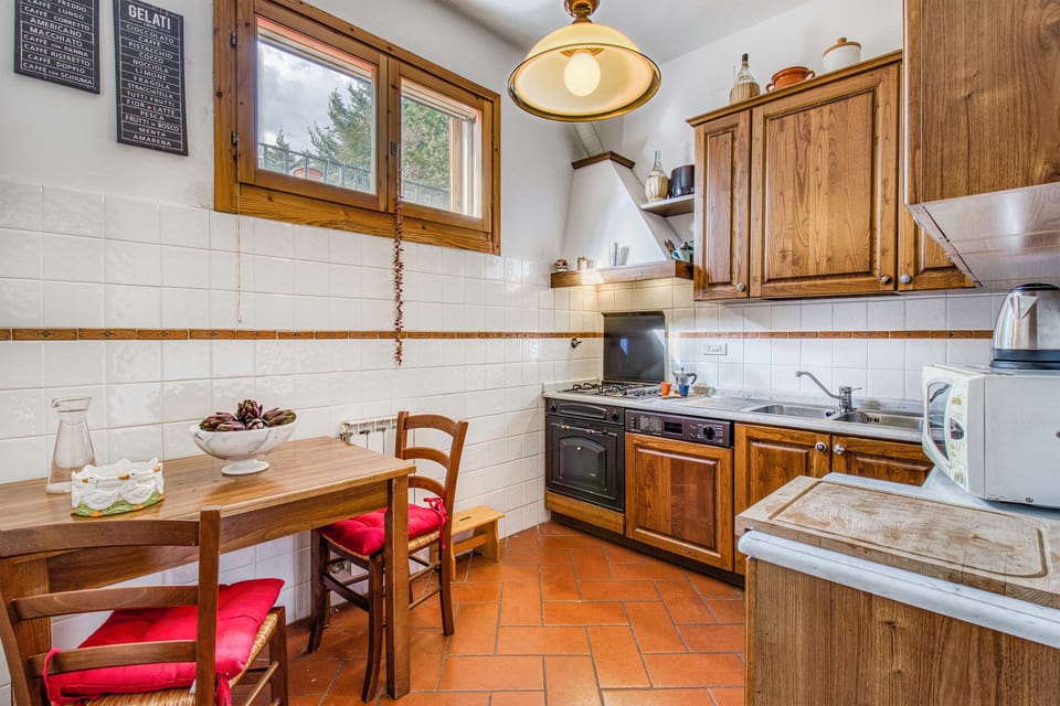 Standard House, 3 Bedrooms, 2 Bathrooms, Mountainside (Casa Acone In Mugello - Near Florence) | Private kitchen