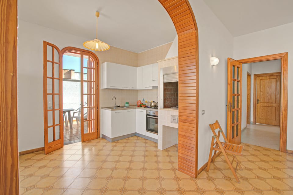 Family House, 3 Bedrooms, Balcony (Casa Marangi 250 meters from the sea) | Private kitchen