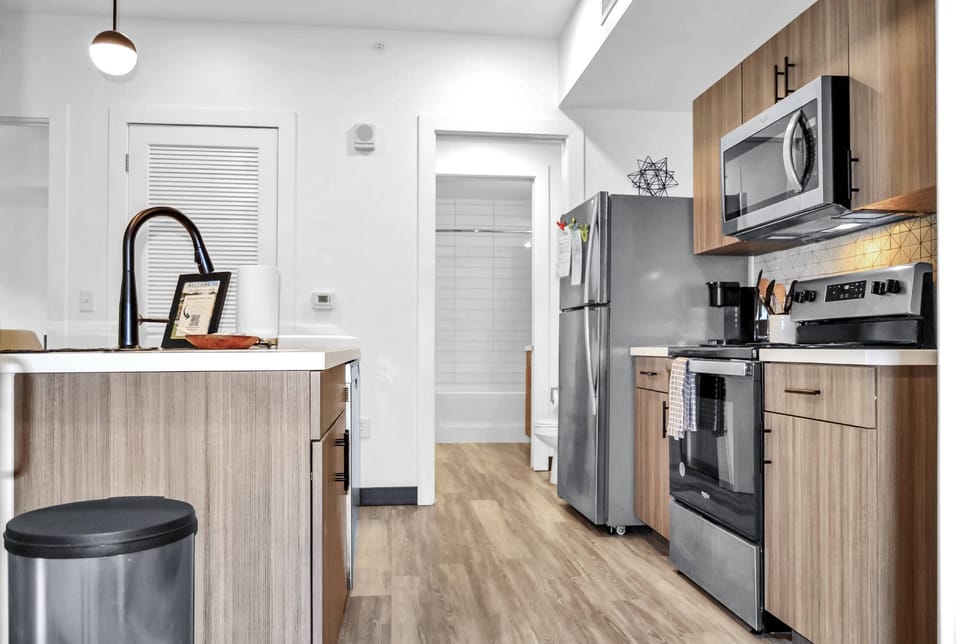Fully equipped kitchen area