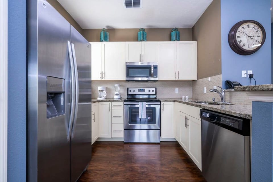 House | 4 bedrooms, Internet