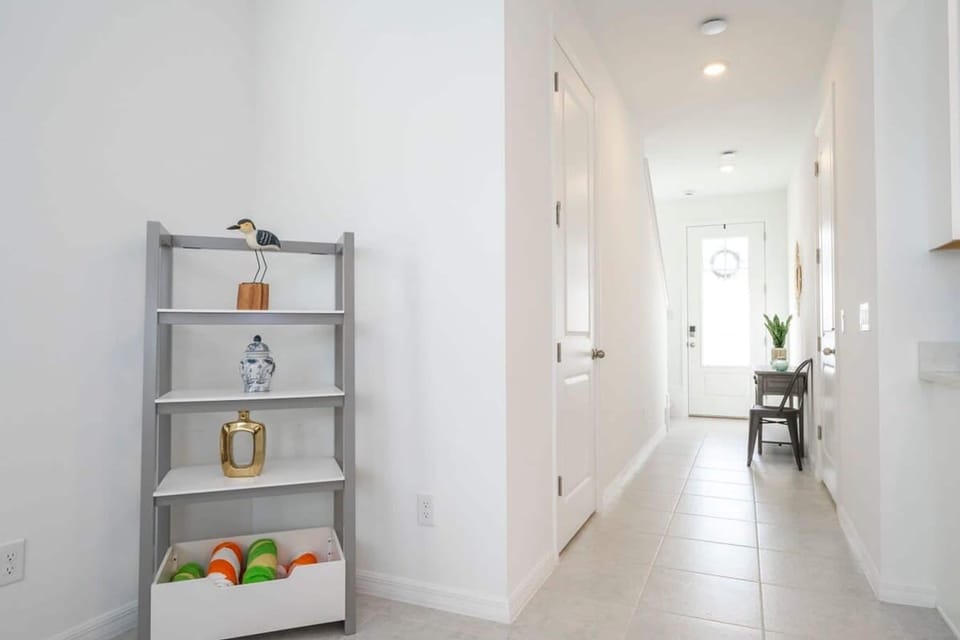 House | 3 bedrooms, desk, iron/ironing board, high-speed internet