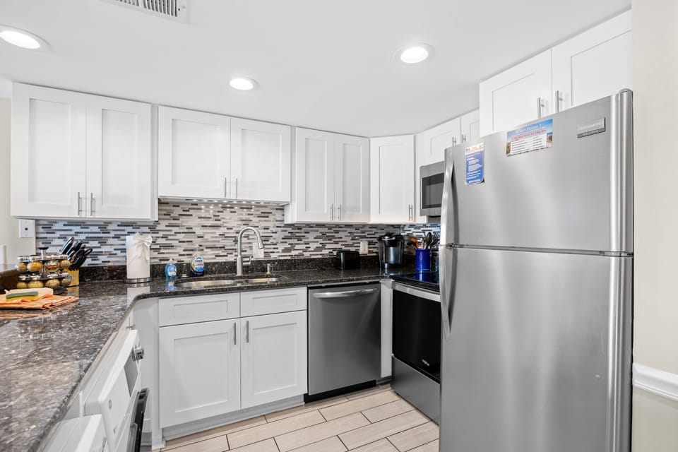 Full Kitchen