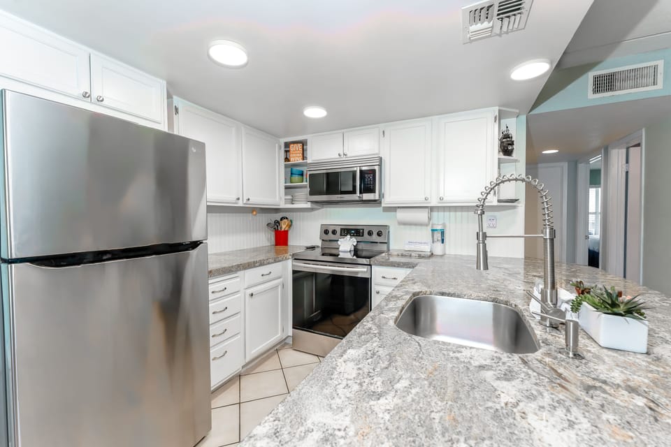 Our kitchen will come with a small cleaning kit to get you started after your first dinner.