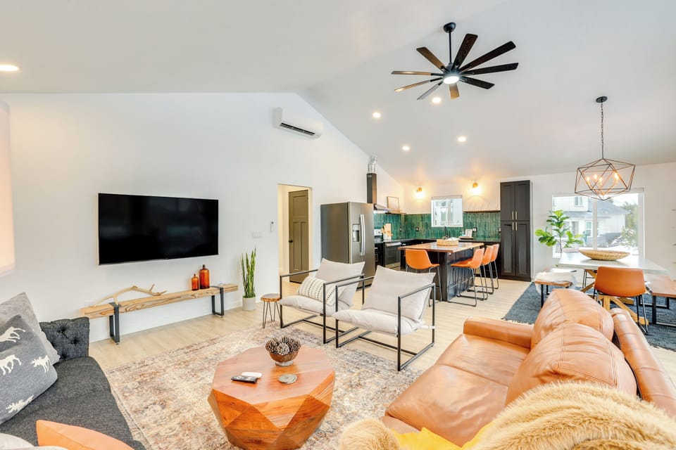 House (3 Bedrooms) | Interior