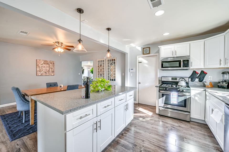 House (2 Bedrooms) | Interior