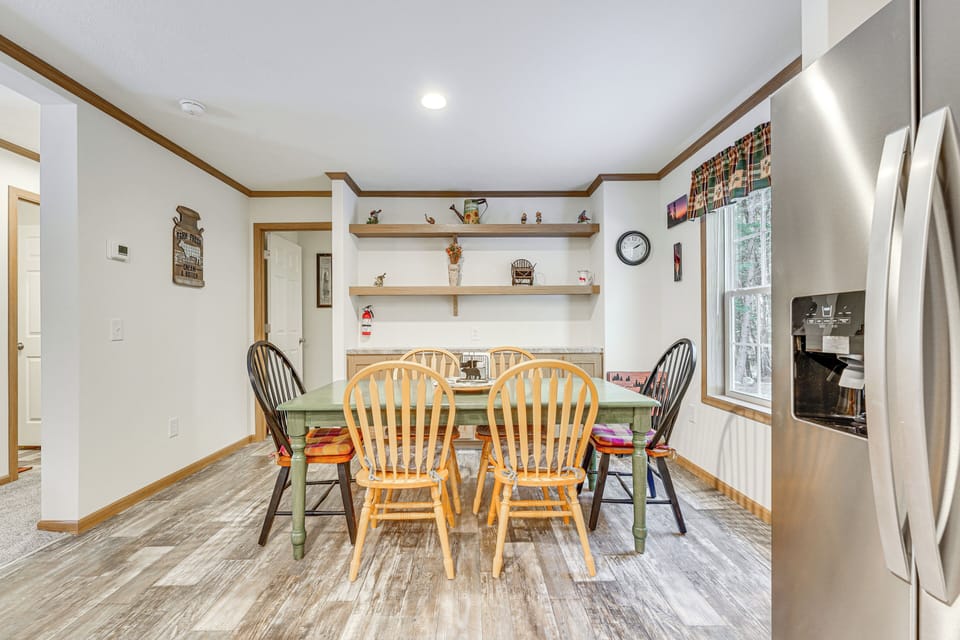House (3 Bedrooms) | Interior