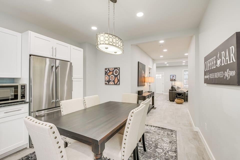 House (4 Bedrooms) | Interior