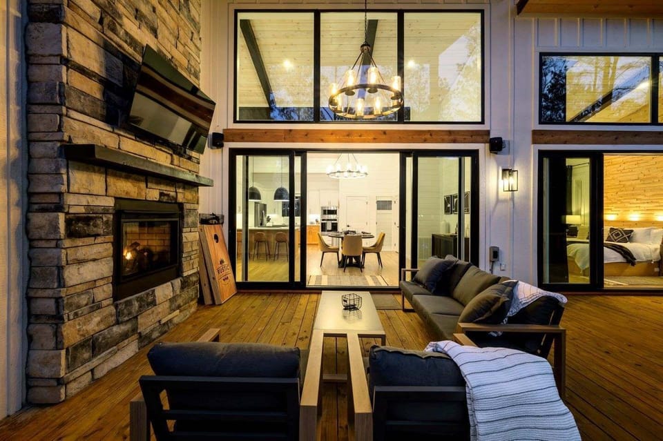 Rustic Haven - Outdoor Fireplace (1)
