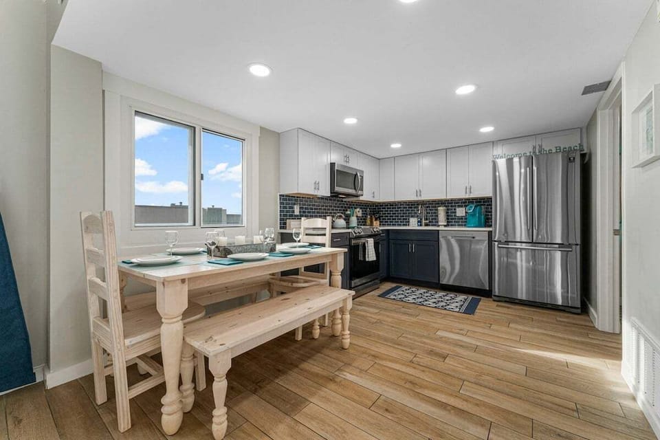 4-web-or-mls-23223-front-beach-rd-531
