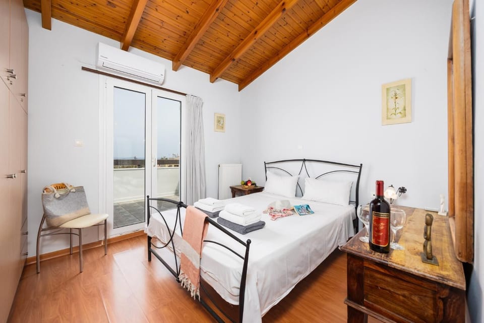 Double bedroom with A/C