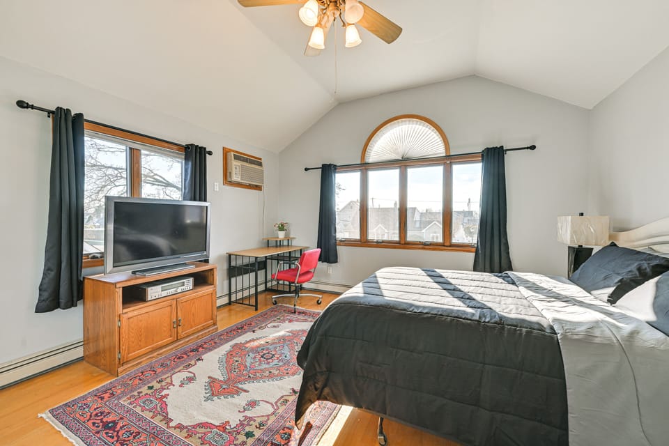 Interior | Central Heating | Window A/C | Free WiFi