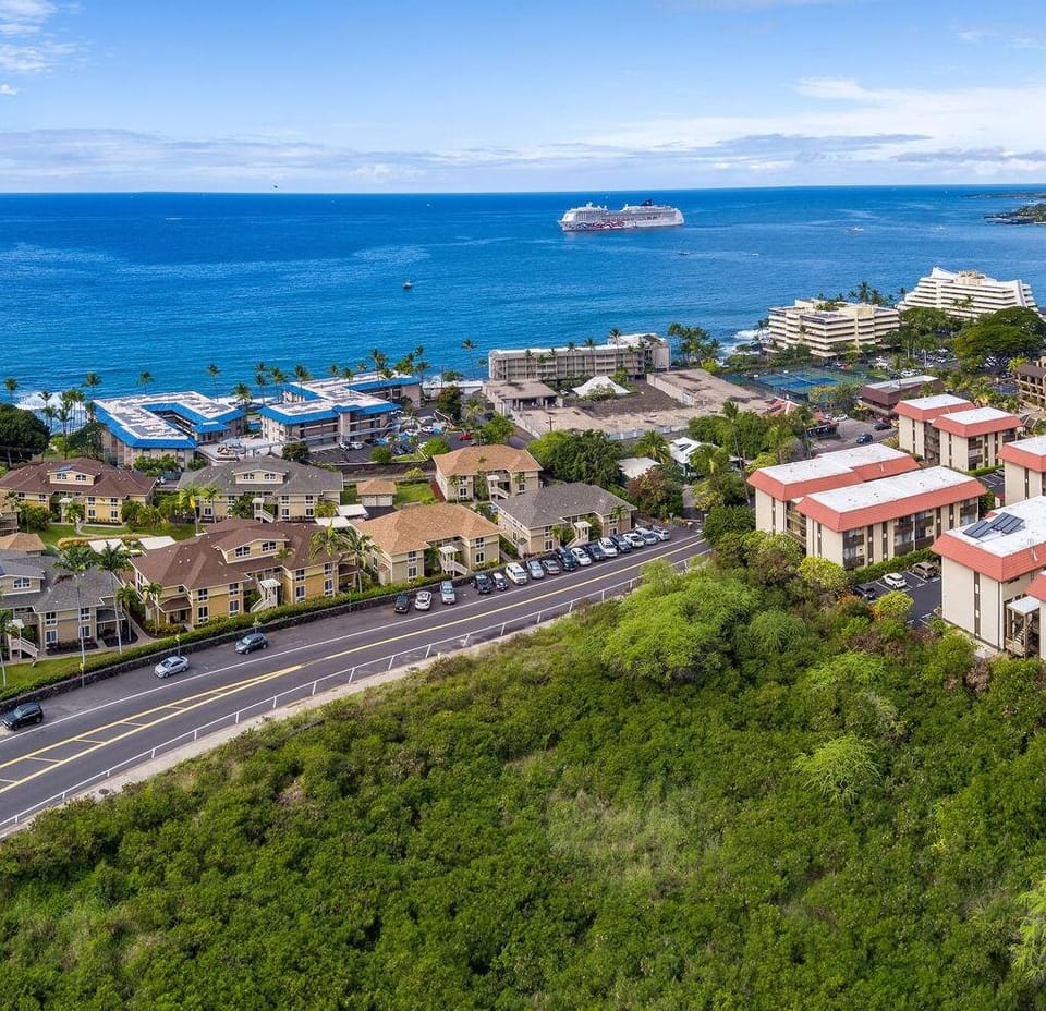 Condo, Multiple Beds (Kona Mansions 225 Top Floor 2 story O) | Aerial view