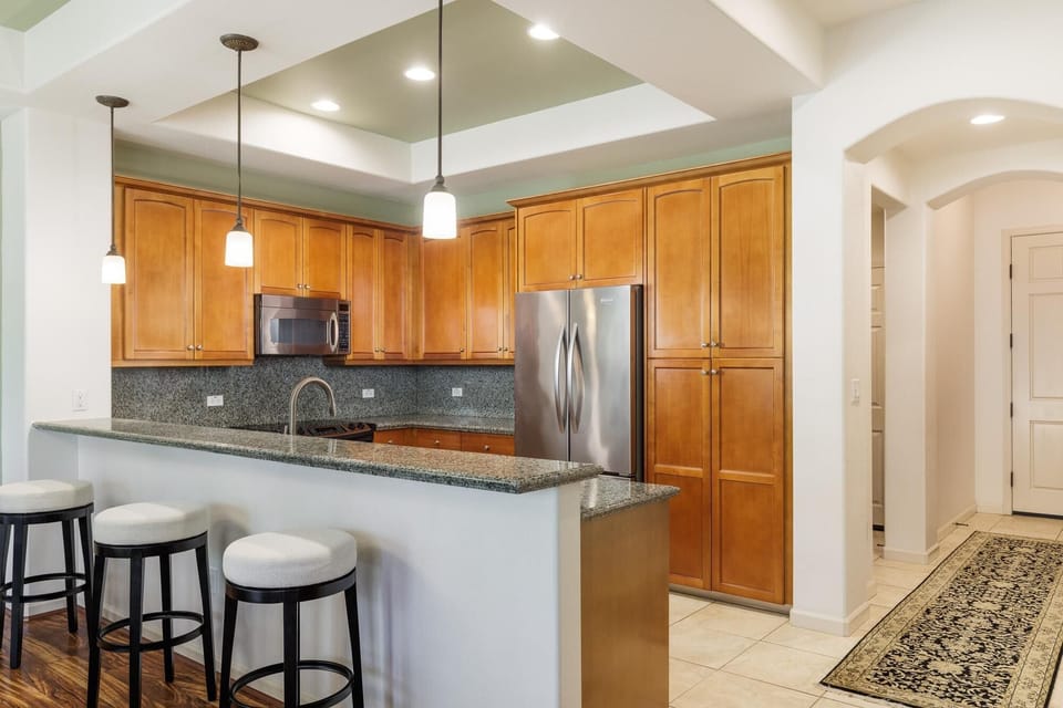 Condo, Multiple Beds (Fairways at Mauna Lani #203) | Private kitchen | Oven, toaster, paper towels
