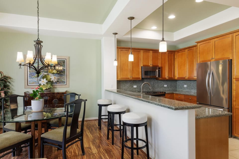 Condo, Multiple Beds (Fairways at Mauna Lani #203) | Private kitchen | Oven, toaster, paper towels