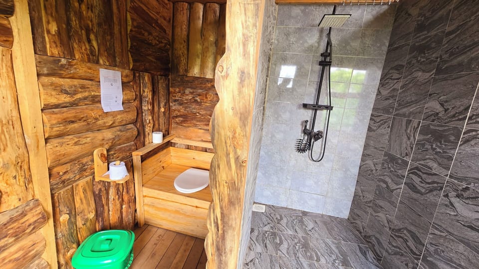 Romantic Tree House | Bathroom | Shower, rainfall showerhead, free toiletries, slippers