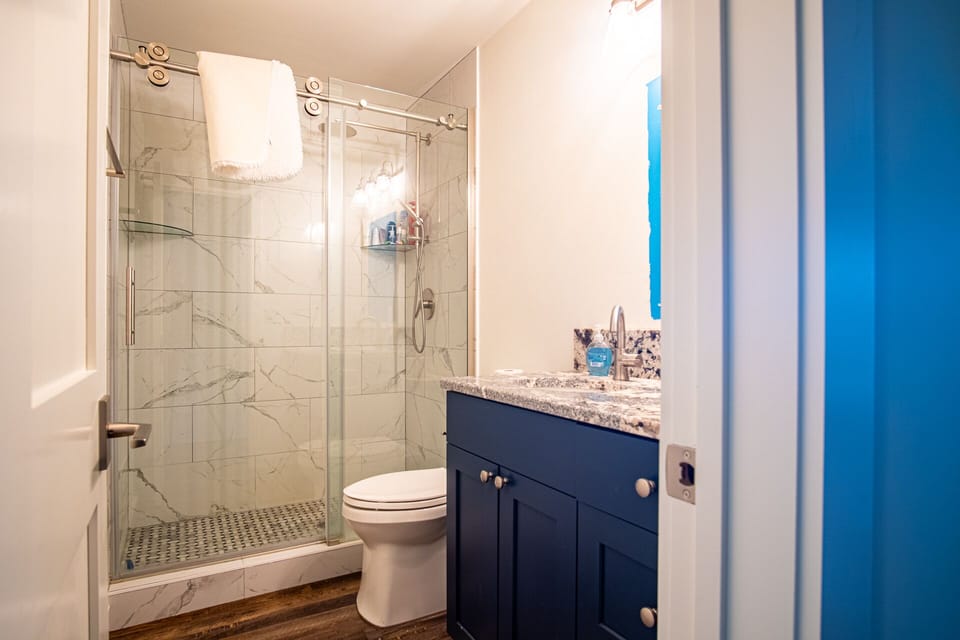 Downstairs shared guest bathroom