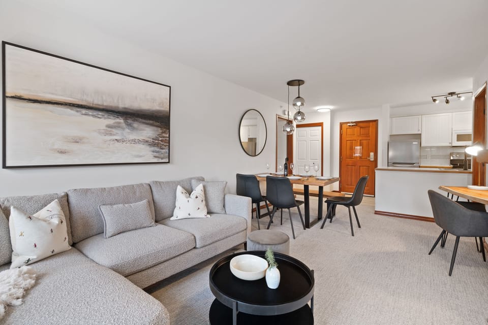 Living Room - Bright, modern and with an alpine feel.