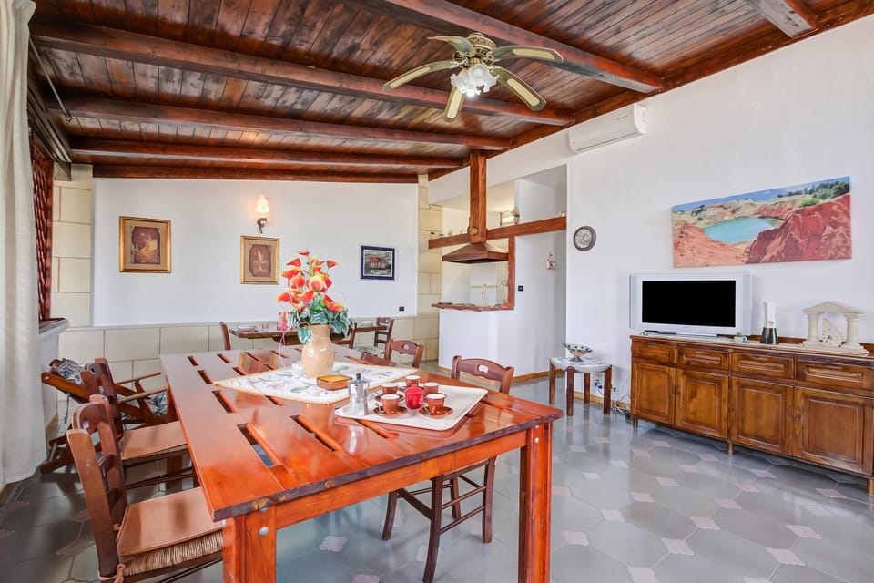 Living and dining room