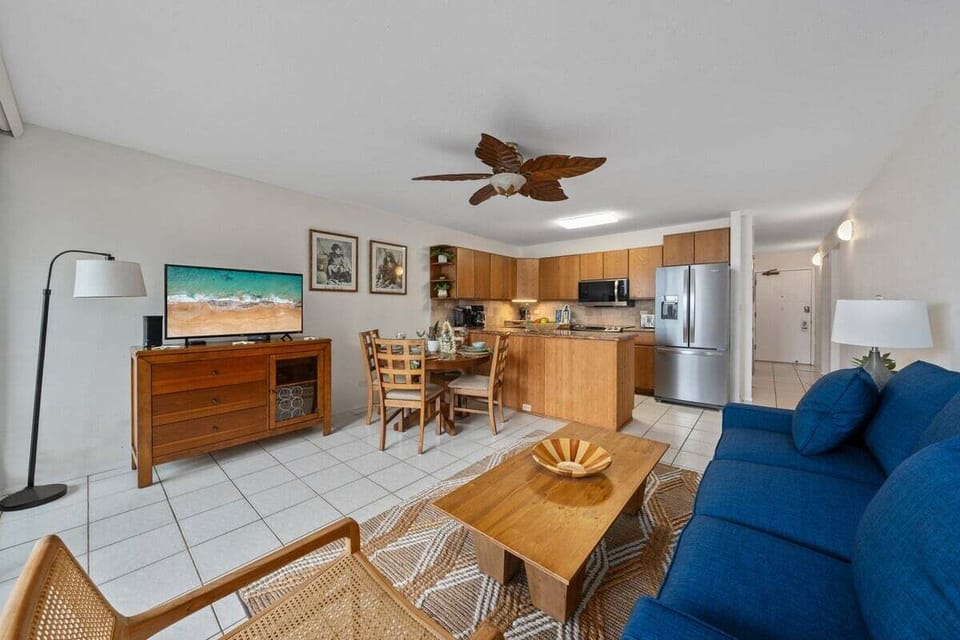 Milowai 302 living room 4