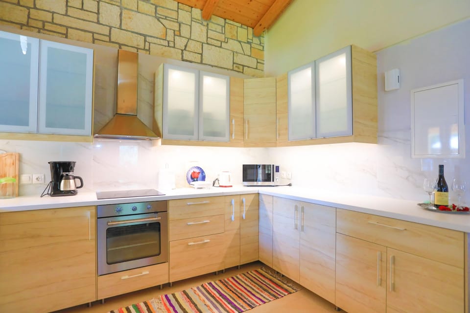 House, Smoking | 2 bedrooms