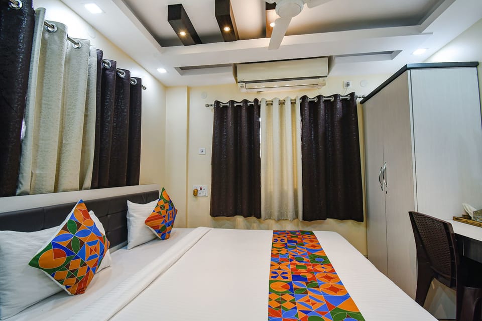 Executive Room | Egyptian cotton sheets, premium bedding, in-room safe, soundproofing