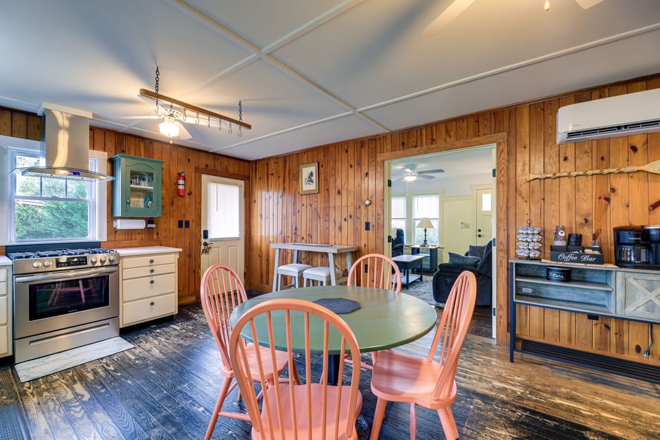 Cottage (3 Bedrooms) | Interior