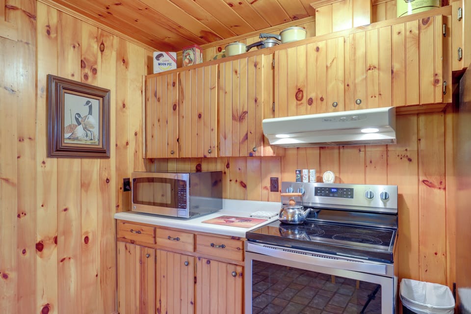 House (2 Bedrooms) | Interior