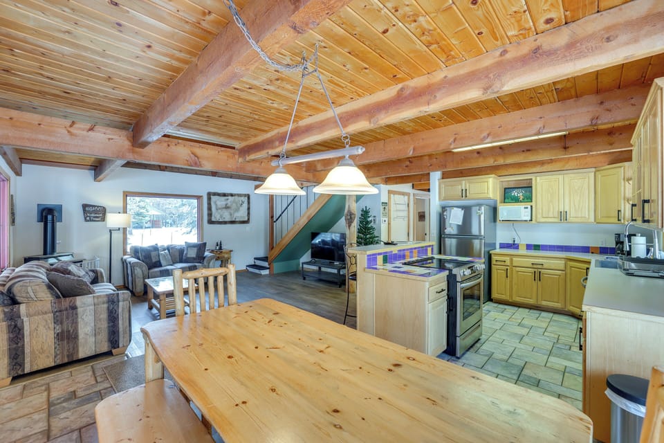 House (3 Bedrooms) | Interior