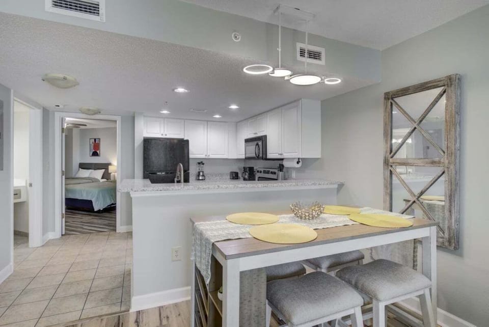Open Dining Area