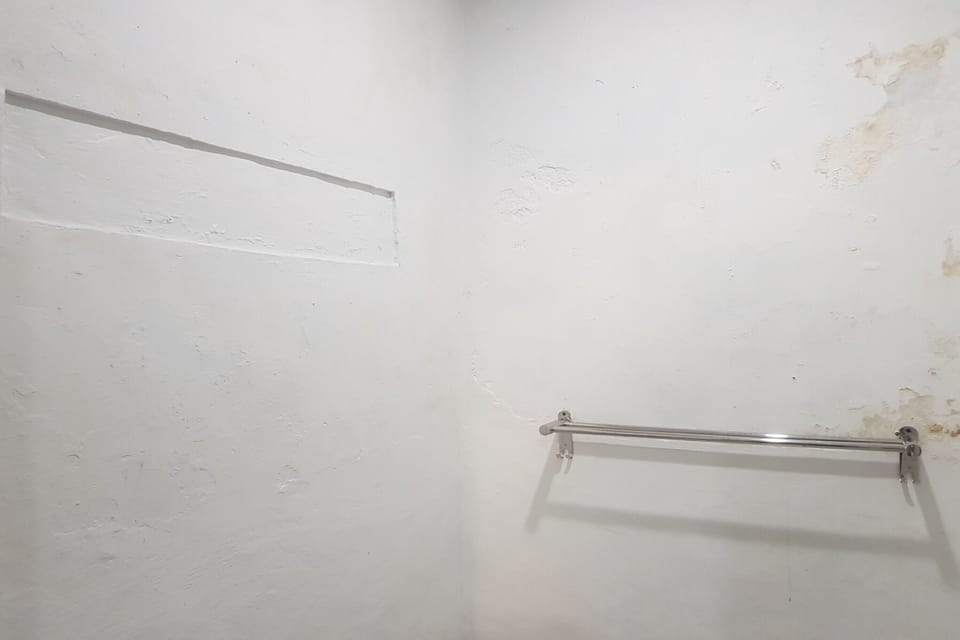 Standard Double Room | Bathroom | Shower, towels
