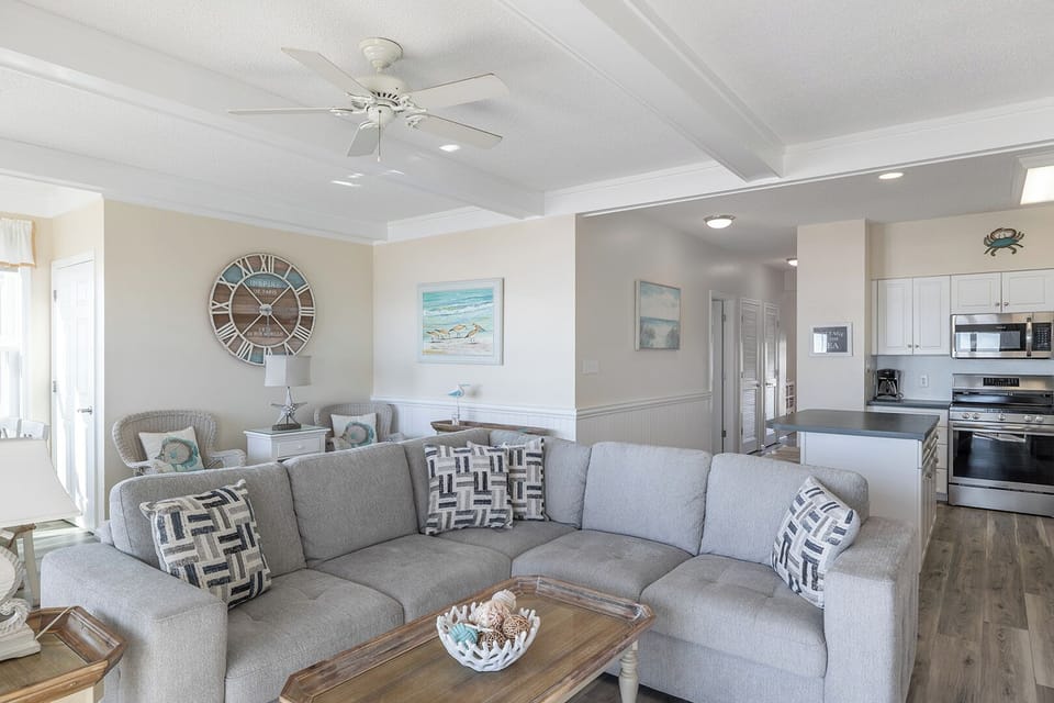 Pier Pointe 3B2 022