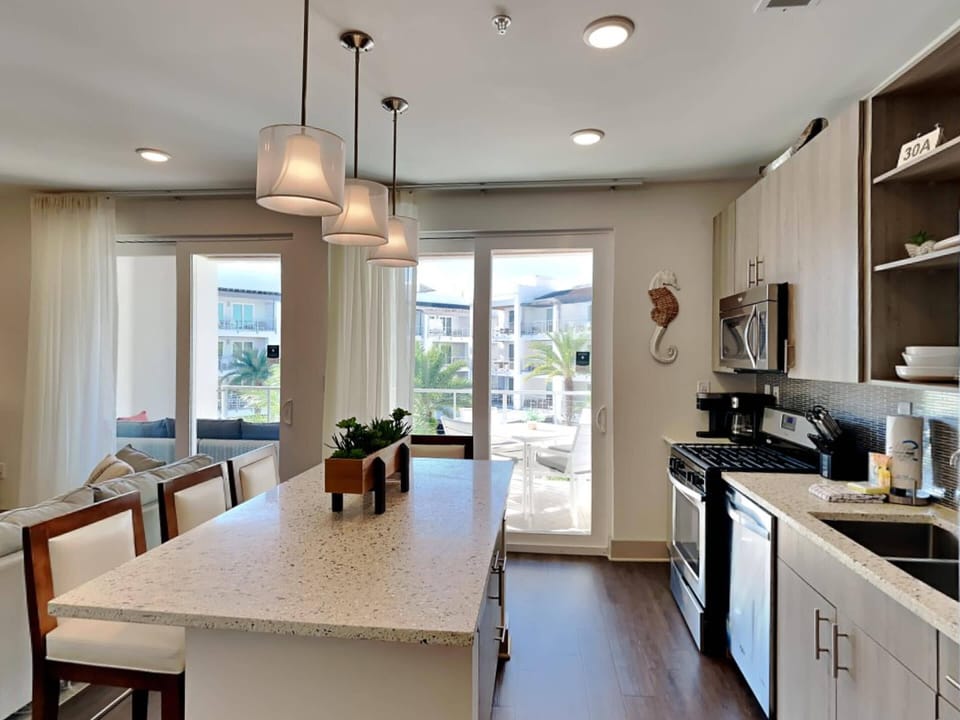 Condo, Multiple Beds, Balcony, Beach View (#334 - No Pets Allowed) | Private kitchen | Fridge, microwave, oven, stovetop
