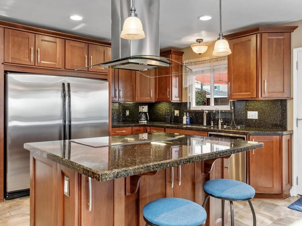 Semi-side view of kitchen