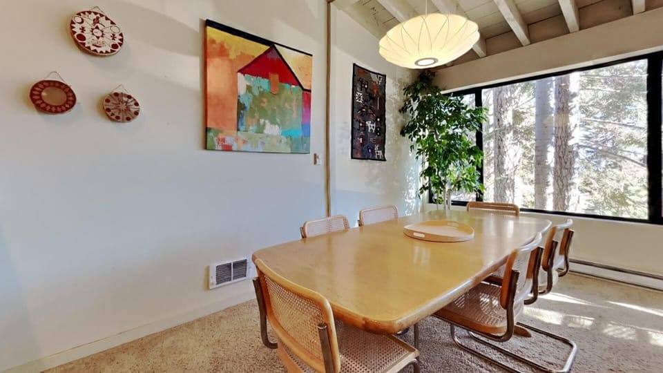 Dining Room, Dining Table, Furniture, Indoors, Table