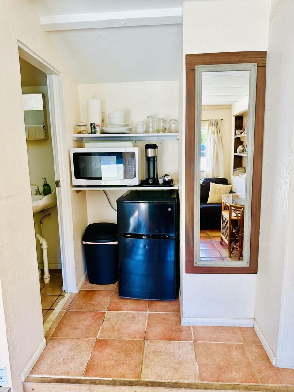 2-Big Fortune Studio | Private kitchenette | Coffee/tea maker, fridge, microwave, toaster