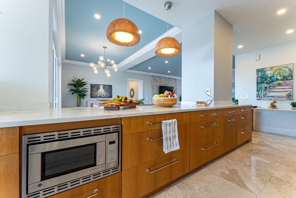 Oversized kitchen island