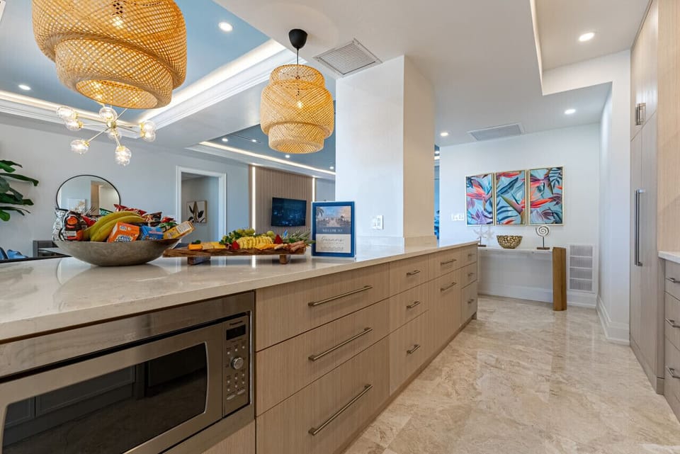 Huge oversized kitchen island