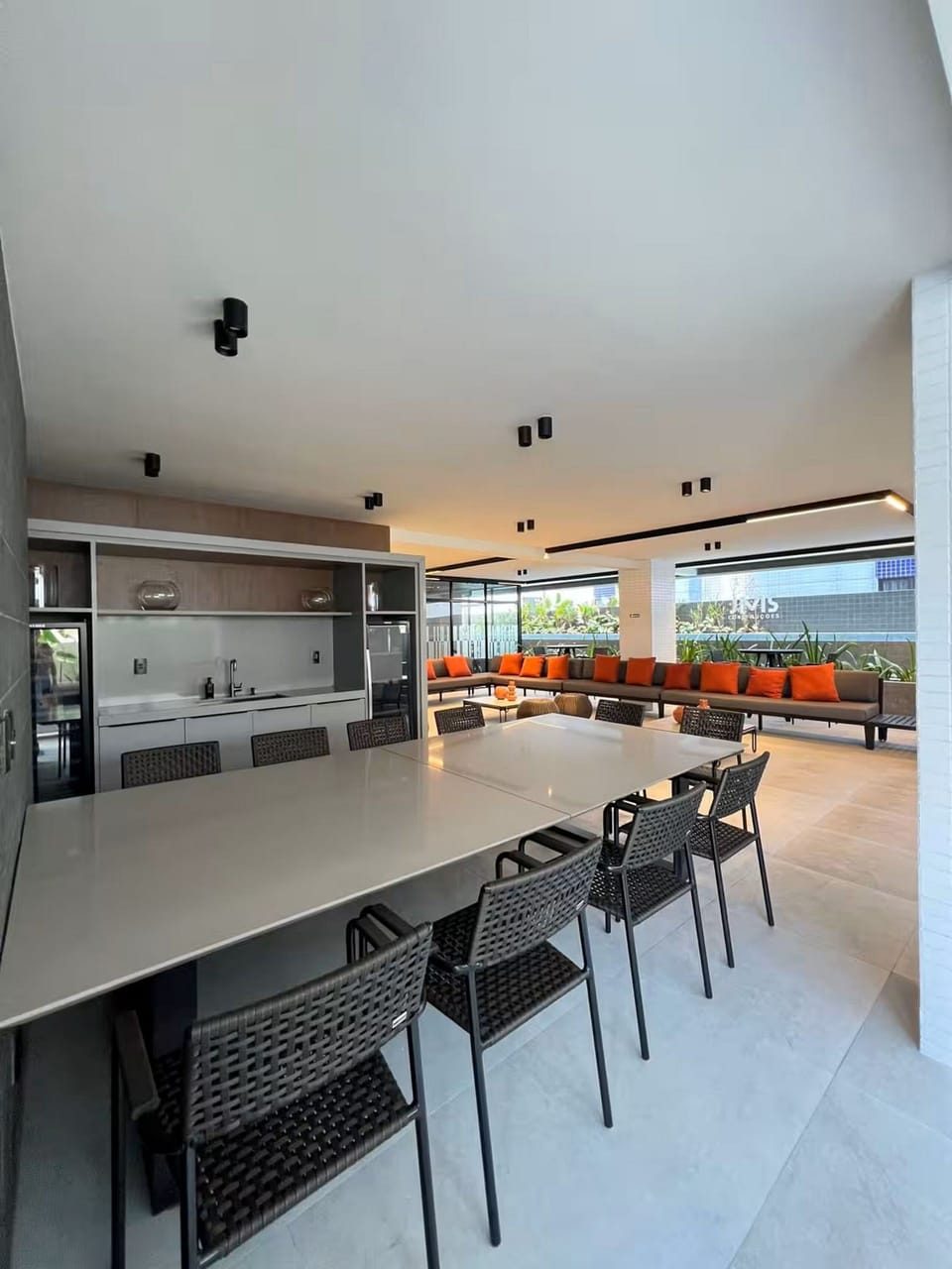 Apartment | Dining