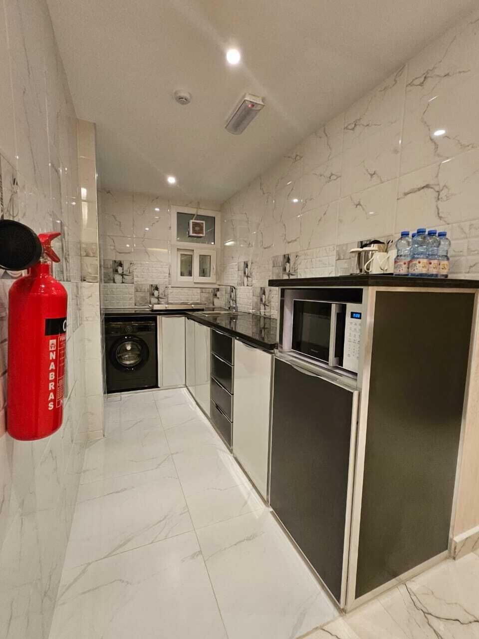 Premium Apartment | Private kitchen | Coffee/tea maker, electric kettle