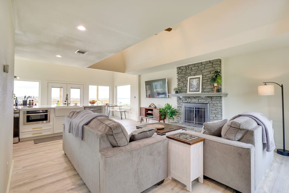 House (2 Bedrooms) | Interior