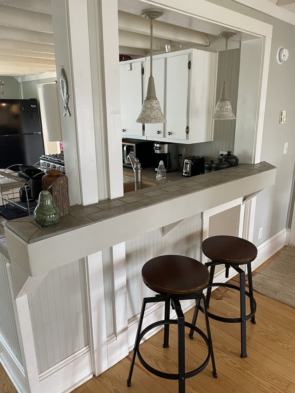 Extra seating for a quick breakfast!